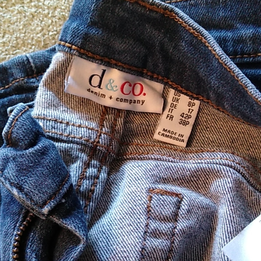 Jeans - Picture 3 of 3